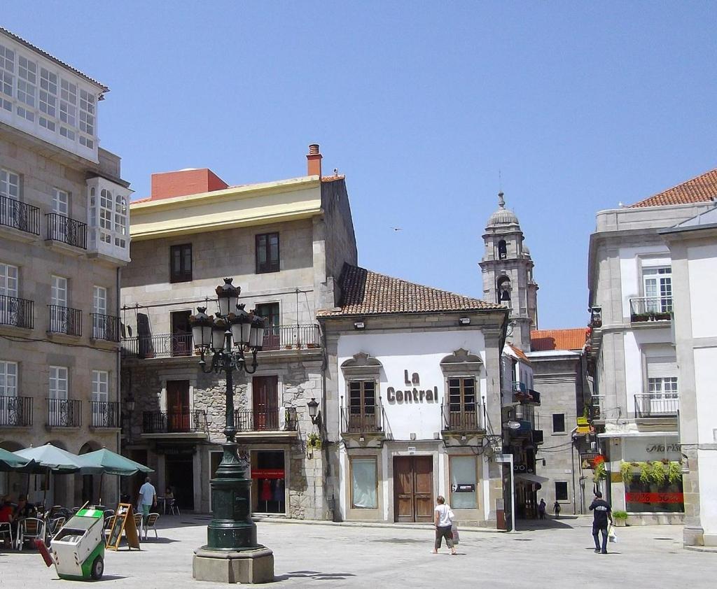 Moderno Apartamento Con Encanto En El Centro De วิโก ภายนอก รูปภาพ